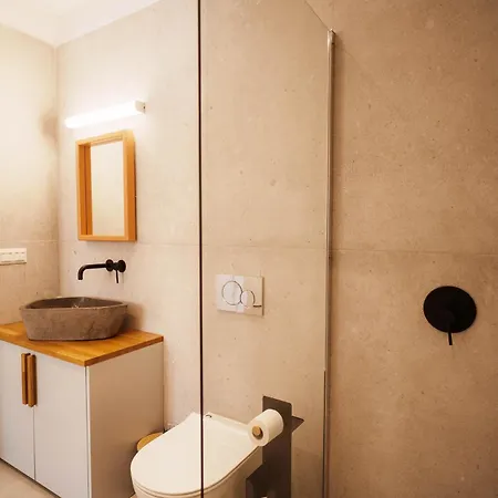 Kallis Stone Areopoli