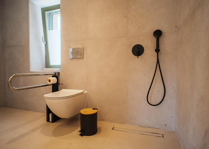 Kallis Stone 에리아폴리스