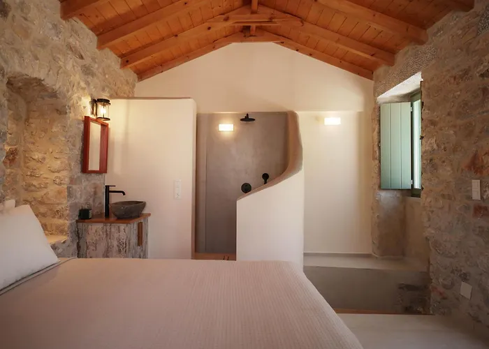 Kallis Stone Villa *